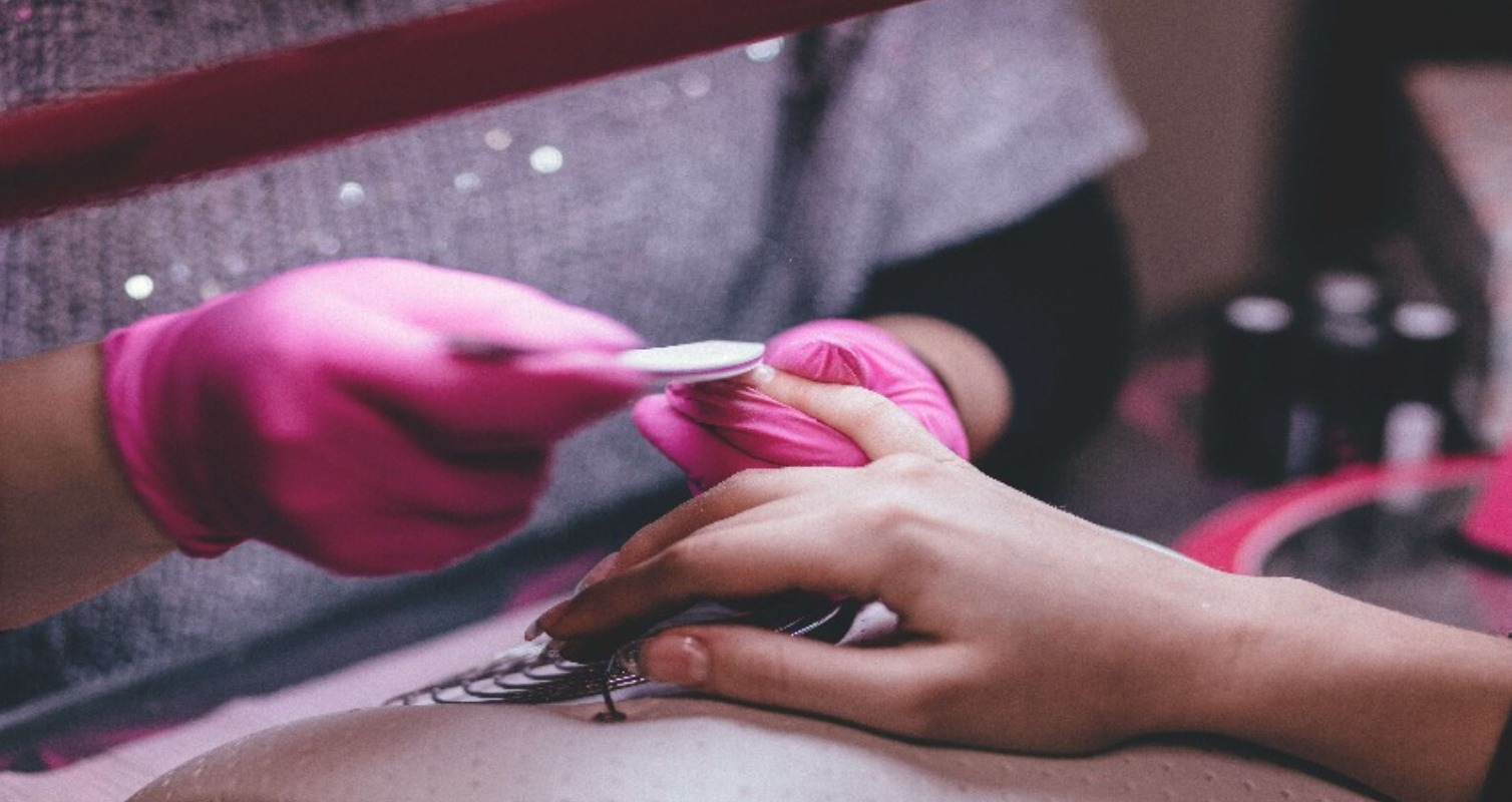 Manicure Vending machine